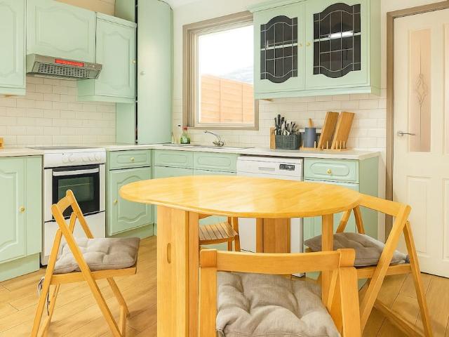London, N9 7JG, United Kingdom | 3 bed house for rent #176002254 | Rentberry