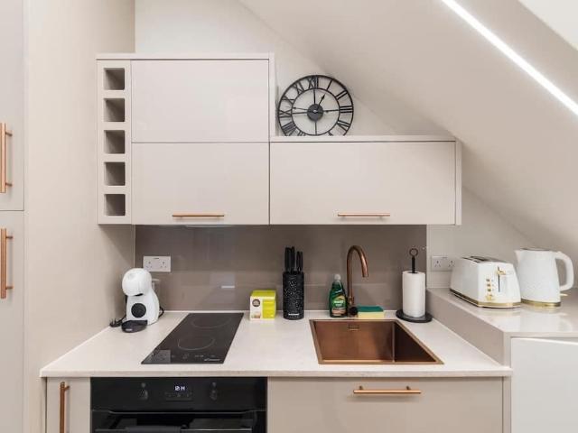 London, NW4 3YA, United Kingdom | 1 bed apartment for rent #169403898 | Rentberry
