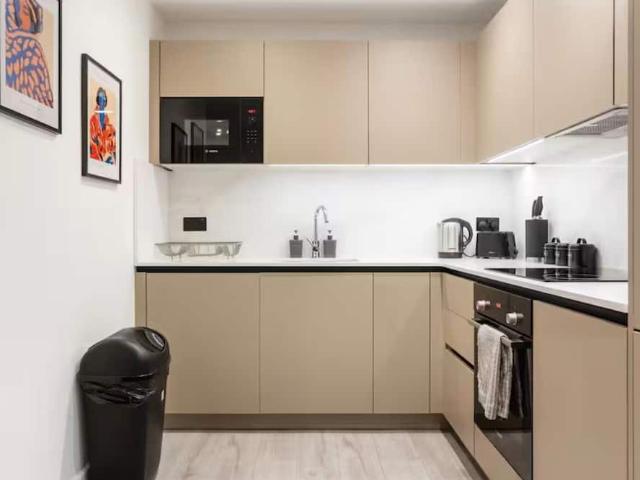 London, NW4 4DP, United Kingdom | 2 bed apartment for rent #168037538 | Rentberry
