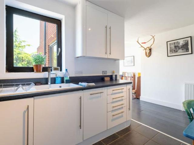 London, NW6 3HA, United Kingdom | 2 bed apartment for rent #168878363 | Rentberry