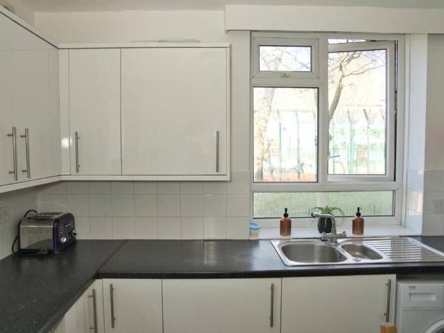 London, NW6 4TJ, United Kingdom | 4 bed apartment for rent #154358251 | Rentberry