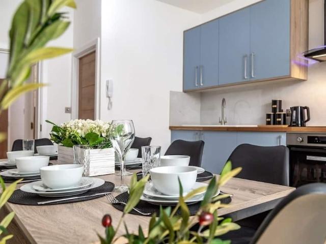 London, NW10 7GP, United Kingdom | 3 bed apartment for rent #163338662 | Rentberry