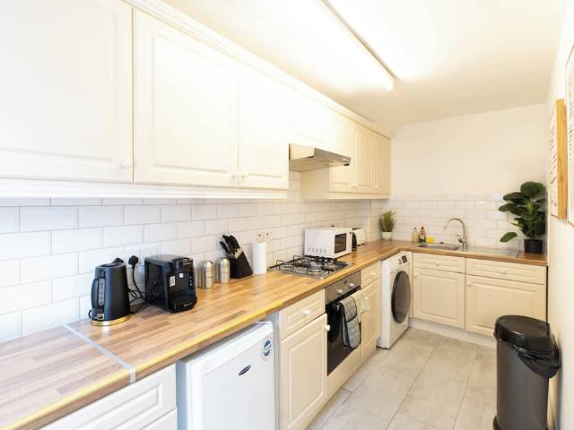 London, NW1 0BE, United Kingdom | 2 bed duplex for rent #172262850 | Rentberry