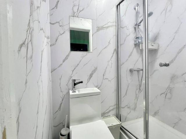 London, NW1 1HY, United Kingdom | Studio apartment for rent #136593662 | Rentberry