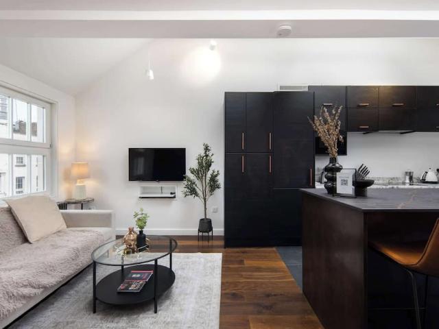London, NW1 2HN, United Kingdom | 4 bed townhouse for rent #133198889 | Rentberry