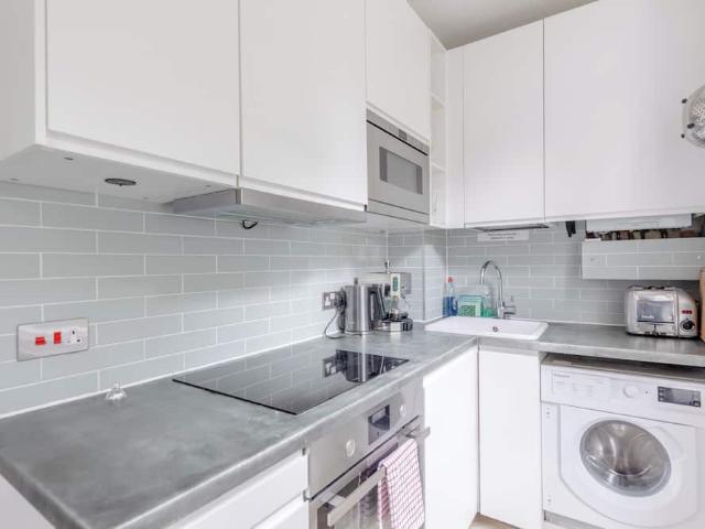 London, NW1 6TL, United Kingdom | 2 bed apartment for rent #96051332 | Rentberry