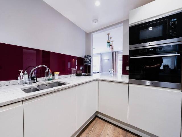 London, NW1 6RA, United Kingdom | 3 bed townhouse for rent #96075463 | Rentberry
