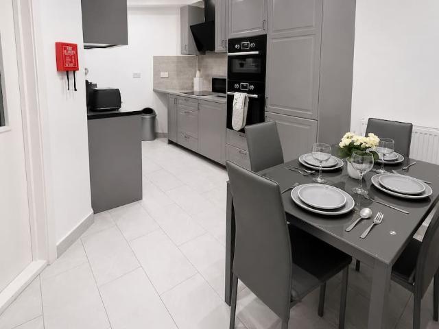 London, NW1 6SP, United Kingdom | 2 bed apartment for rent #168681831 | Rentberry