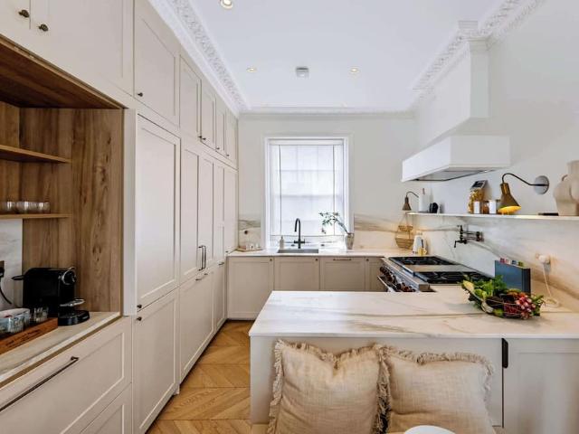 London, NW1 8JN, United Kingdom | 3 bed apartment for rent #167057249 | Rentberry