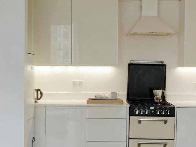 London, NW1 9HJ, United Kingdom | 2 bed apartment for rent #147311698 | Rentberry