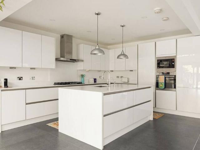London, NW2 6AN, United Kingdom | 3 bed house for rent #171230954 | Rentberry
