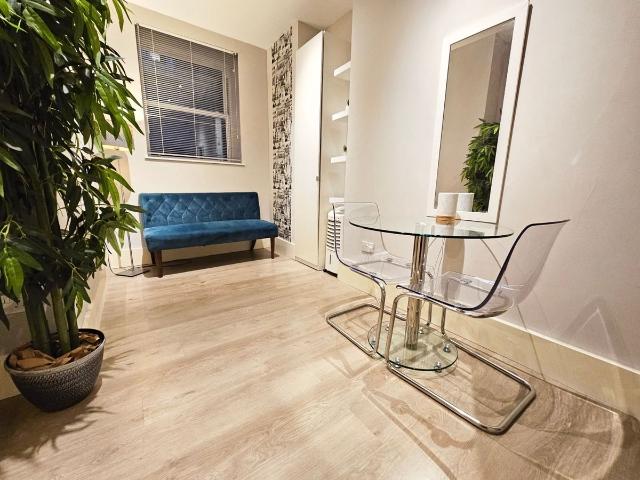 London NW3, Studio to rent, £1,700 pcm | PrimeLocation