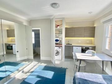 London NW3 Studio to rent £1,690 pcm £390 pw