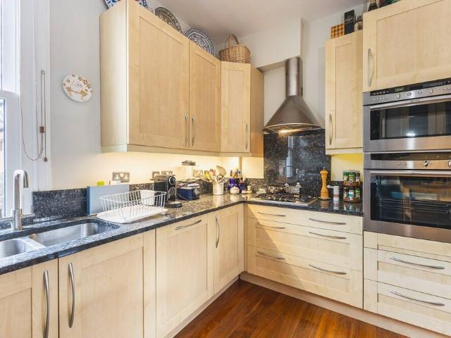 London, NW3 2LX, United Kingdom | 2 bed apartment for rent #147744913 | Rentberry