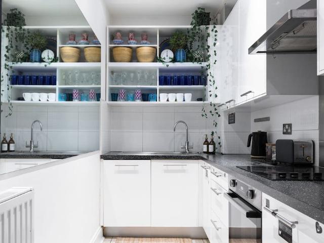 London, NW3 4NS, United Kingdom | 2 bed apartment for rent #114009206 | Rentberry