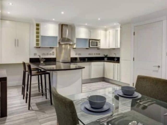 London, NW3 7ES, United Kingdom | 3 bed house for rent #165870924 | Rentberry