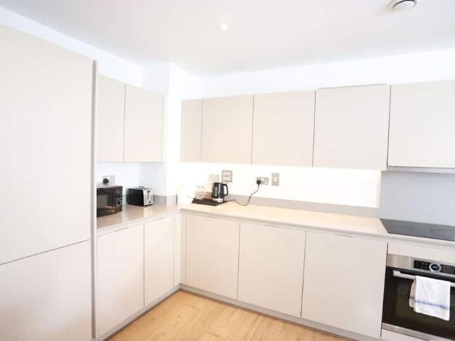 London, SE5 0BA, United Kingdom | 5 bed house for rent #147231375 | Rentberry