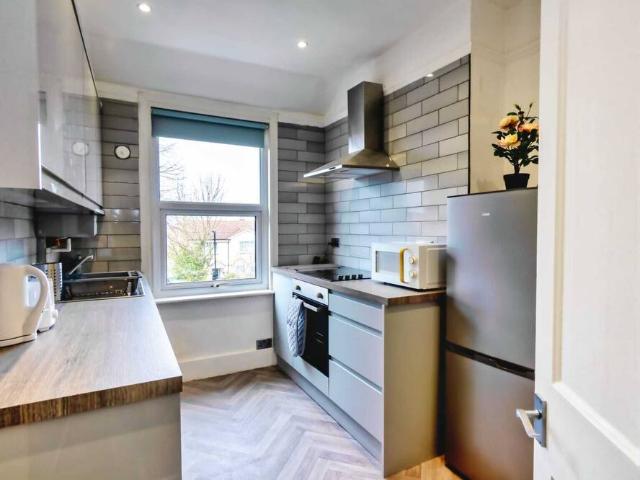 London, SE6 1EQ, United Kingdom | 2 bed apartment for rent #111136433 | Rentberry