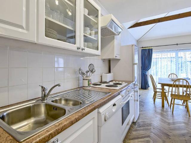 London, SE6 3AU, United Kingdom | 4 bed apartment for rent #116831932 | Rentberry