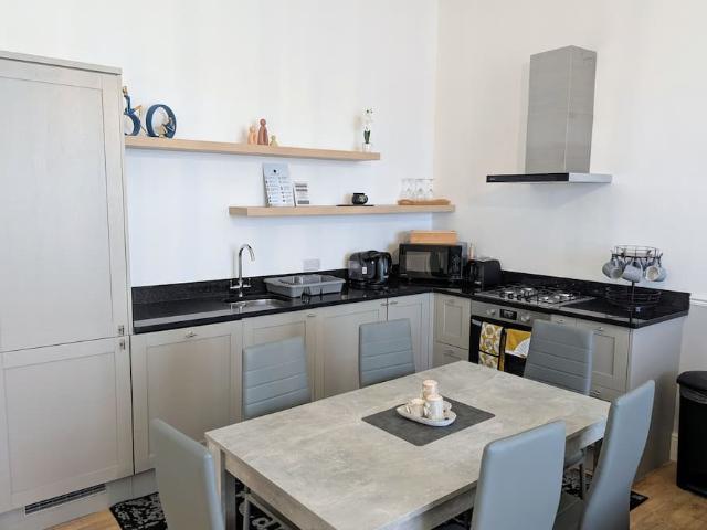 London, SE6 3AU, United Kingdom | 2 bed apartment for rent #165686206 | Rentberry