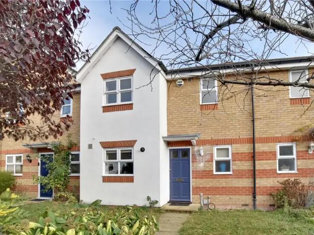 London, SE8 3 bed terraced house to rent £2,800 pcm £646 pw