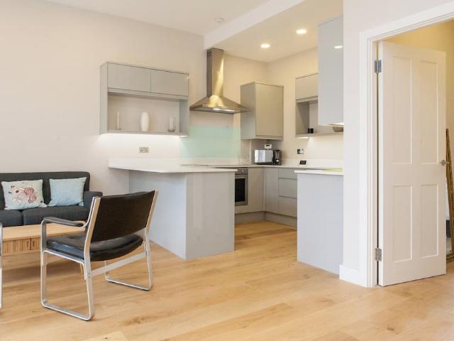 London, SE13 7SX, United Kingdom | 2 bed apartment for rent #95763617 | Rentberry