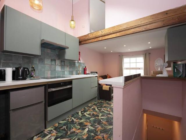 London, SE10 8QD, United Kingdom | 1 bed apartment for rent #169404823 | Rentberry