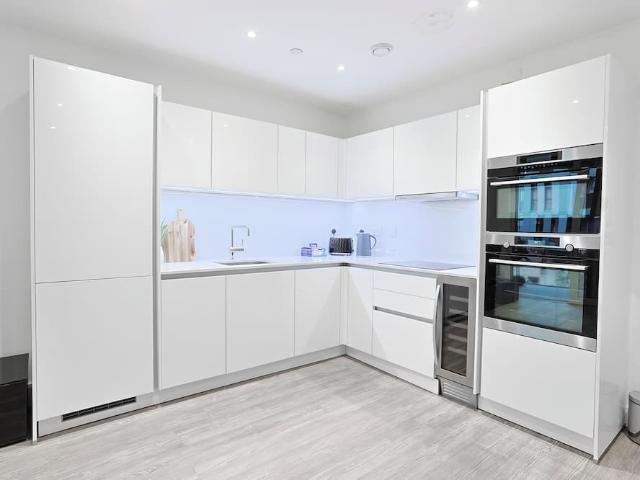 London, SE10 0TG, United Kingdom | 2 bed apartment for rent #171148757 | Rentberry