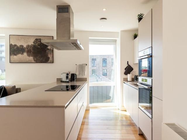 London, SE10 0ZD, United Kingdom | 2 bed apartment for rent #168870315 | Rentberry