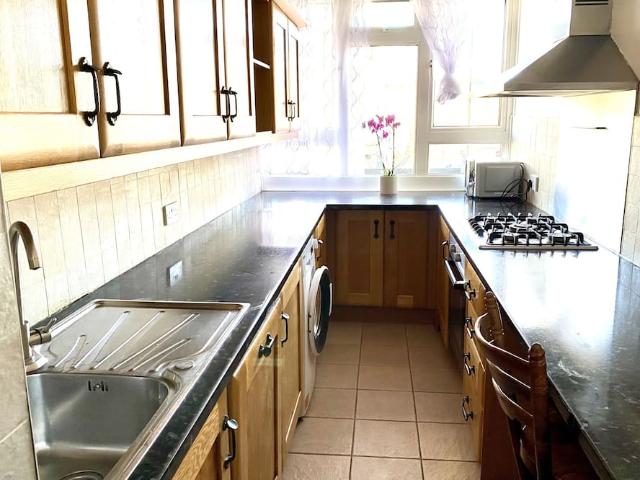 London, SE11 6RA, United Kingdom | 3 bed house for rent #118626937 | Rentberry