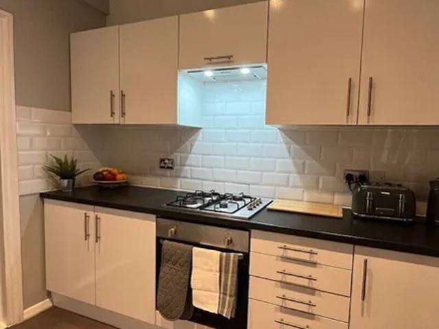 London, SE12 9HY, United Kingdom | 3 bed house for rent #160267856 | Rentberry
