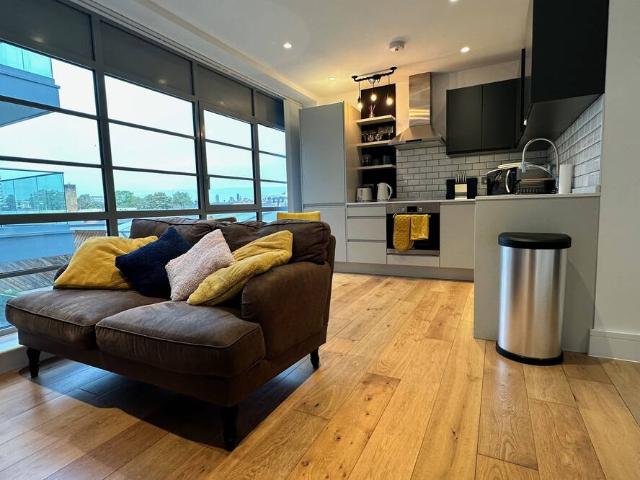 London, SE15 5AA, United Kingdom | 1 bed duplex for rent #113964653 | Rentberry