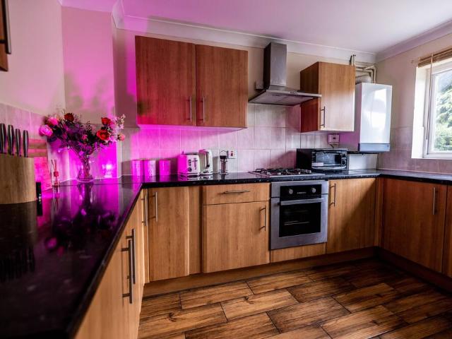 London, SE15 3SY, United Kingdom | 3 bed house for rent #103778925 | Rentberry