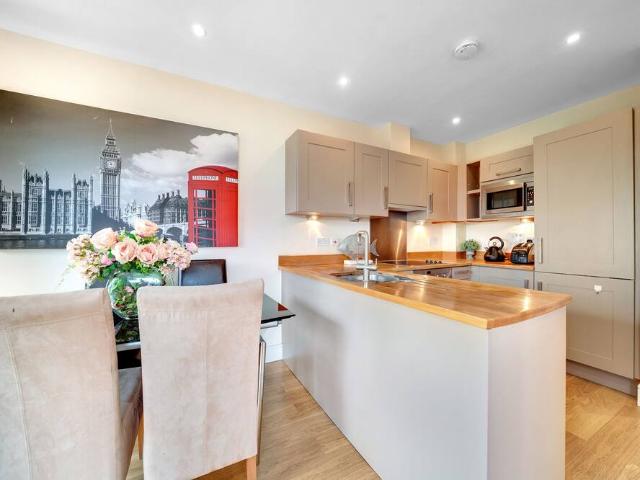 London, SE1 2AW, United Kingdom | 2 bed apartment for rent #96695611 | Rentberry