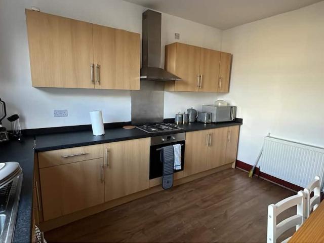 London, SE23 1DY, United Kingdom | 4 bed house for rent #165014158 | Rentberry
