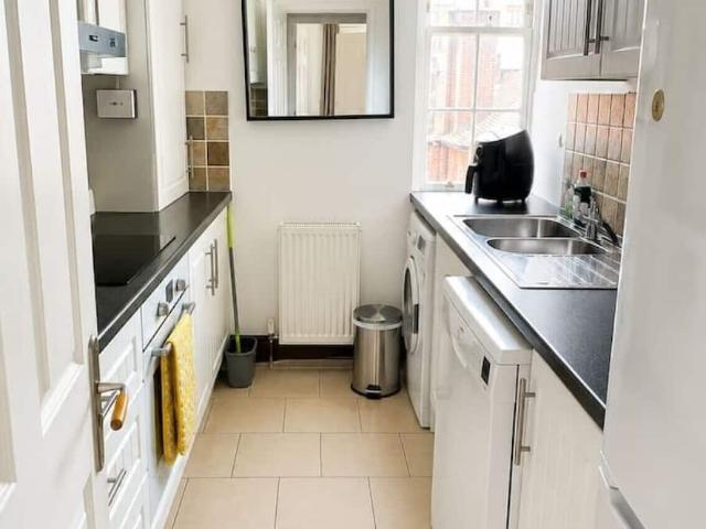 London, SE26 4PN, United Kingdom | 2 bed house for rent #170786312 | Rentberry