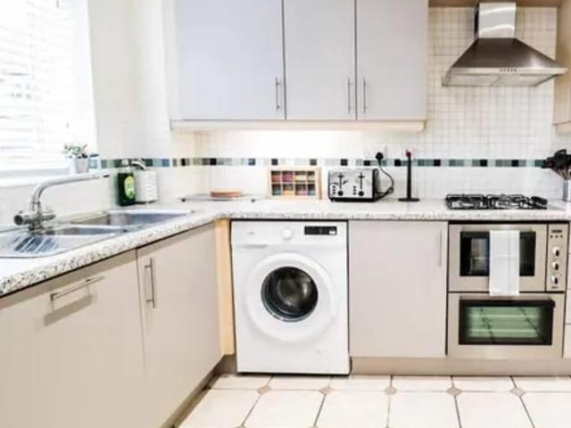 London, SE28 0AZ, United Kingdom | 3 bed house for rent #165065069 | Rentberry