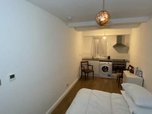 London, SE2 9UP, United Kingdom | 5 bed house for rent #167291293 | Rentberry