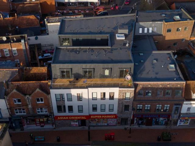 London Street, Basingstoke RG21, 1 bed flat to rent, £1,250 pcm | PrimeLocation