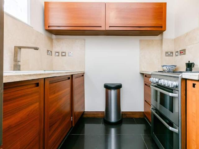 London, SW4 9DA, United Kingdom | 2 bed apartment for rent #96417430 | Rentberry