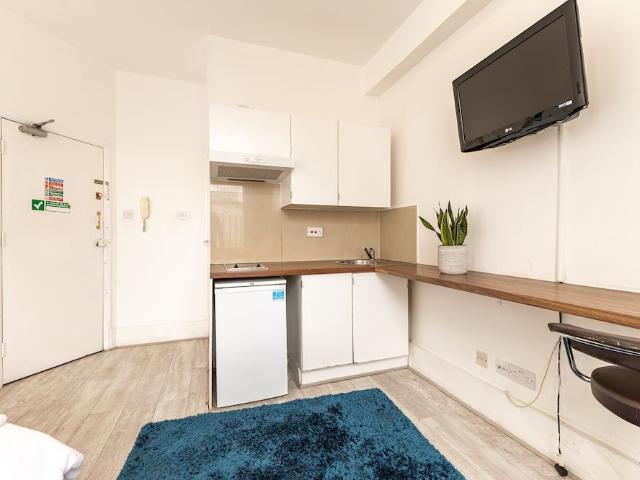 London, SW5 0TG, United Kingdom | 1 bed apartment for rent #103800590 | Rentberry