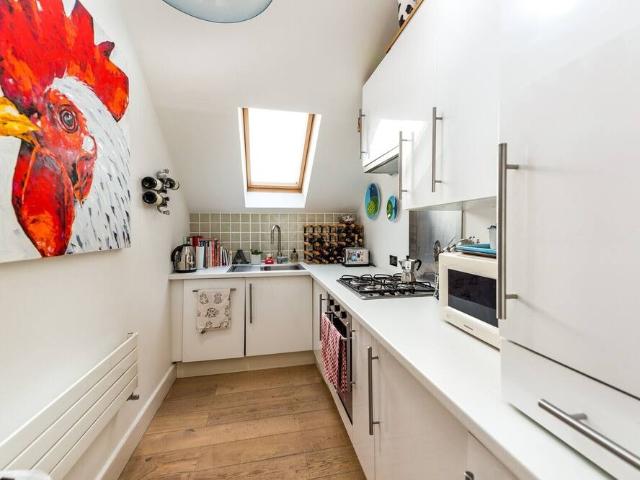 London, SW5 9BY, United Kingdom | 2 bed apartment for rent #96190349 | Rentberry