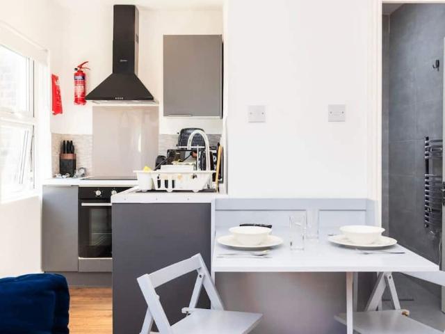 London, SW5 9EF, United Kingdom | 1 bed apartment for rent #171784074 | Rentberry