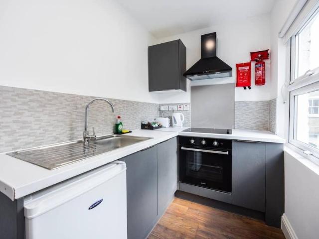 London, SW5 9EF, United Kingdom | 1 bed apartment for rent #171784214 | Rentberry