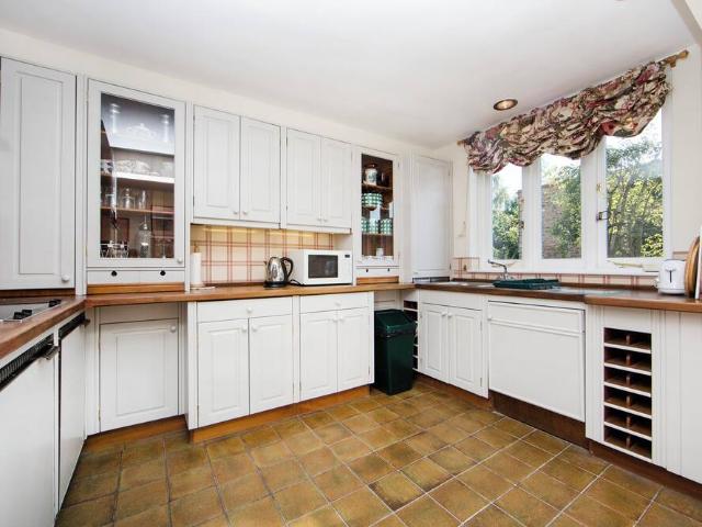 London, SW6 2HJ, United Kingdom | 3 bed townhouse for rent #113957410 | Rentberry