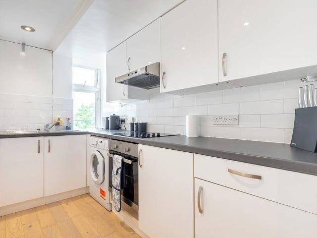 London, SW6 3LL, United Kingdom | 2 bed apartment for rent #124945259 | Rentberry