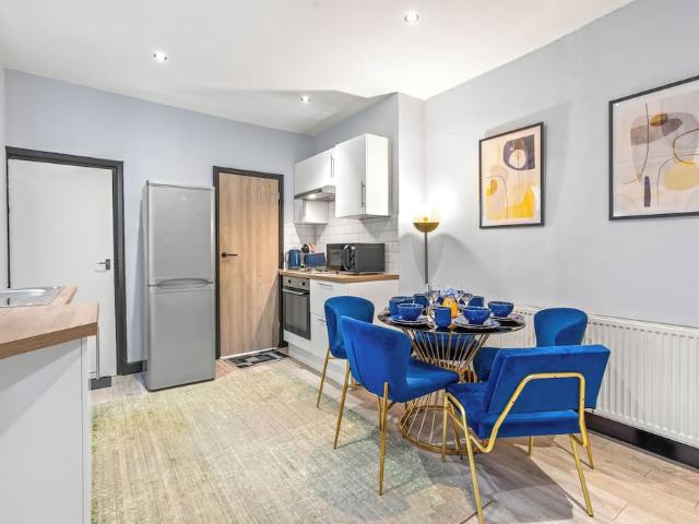 London, SW6 6TB, United Kingdom | 2 bed apartment for rent #165612459 | Rentberry