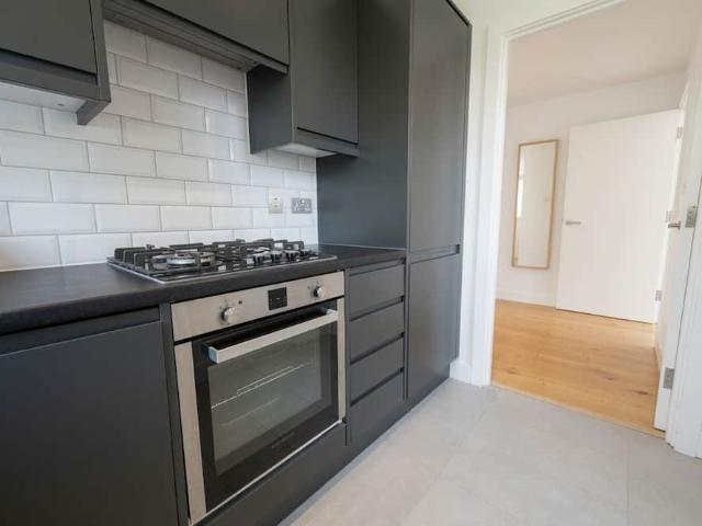 London, SW6 7EU, United Kingdom | 2 bed apartment for rent #176017044 | Rentberry