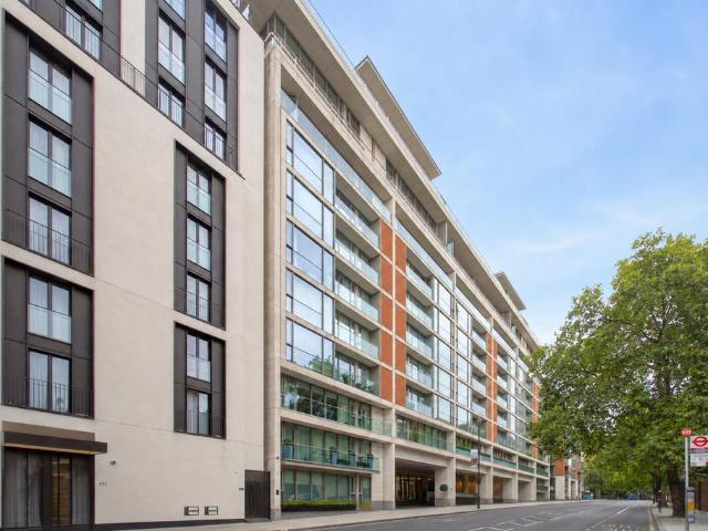 London SW7 1 bed apartment to rent £9,750 pcm £2,250 pw