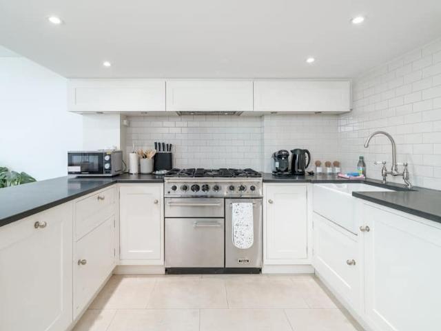 London, SW7 1JF, United Kingdom | 3 bed townhouse for rent #165044638 | Rentberry
